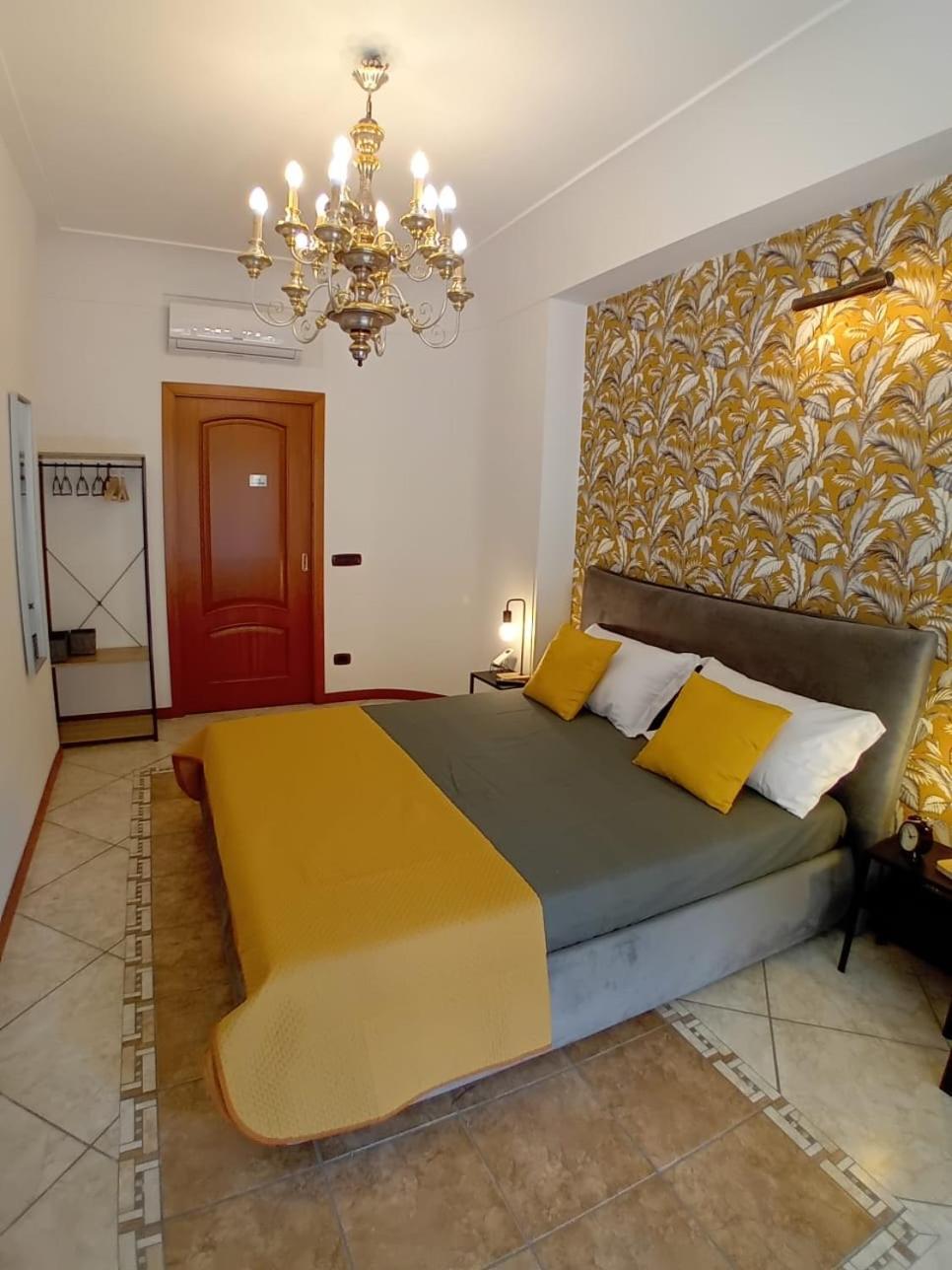 Reginella House Hotel Napoli Exterior foto