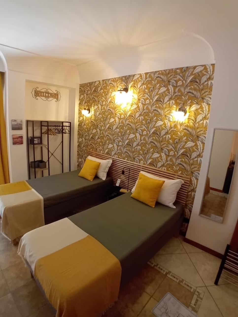 Reginella House Hotel Napoli Exterior foto